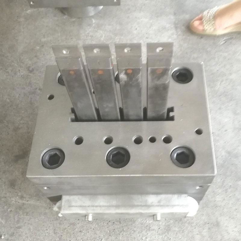 hot sale WPC profile extrusion mould  4