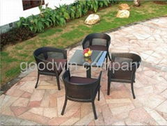 PE rattan dining set