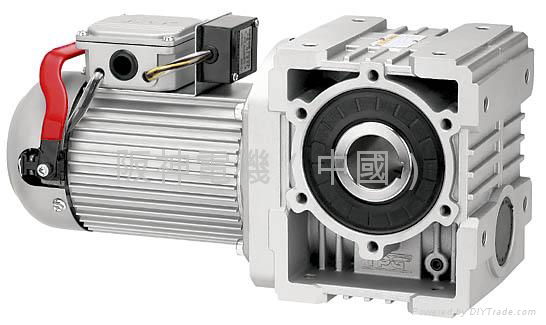 TPG HELICAL WORM GEAR UNITS 4