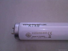 CWF燈管GEF20W33640