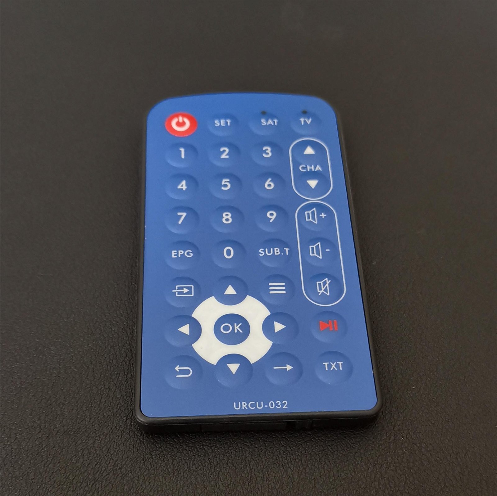 universal remote control 2020 classic blue distributor
