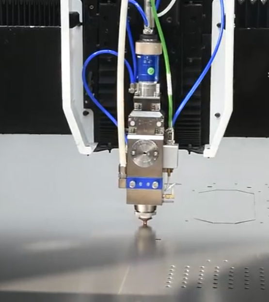 Application Laser cutting system CRRC (China Manufacturer) Welding