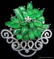 18K White Gold Green Jade Brooch  1