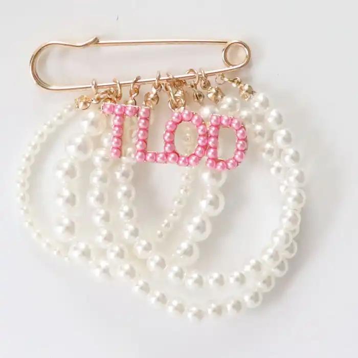 Sorority brooches Pearl Delta Sigma Theta Letters Brooch Pin 12