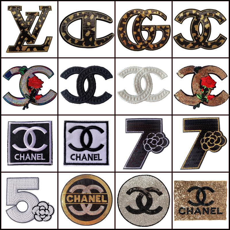            YL            Logo Glitter Patches