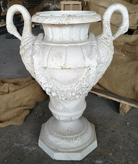 Cast iron urn 3