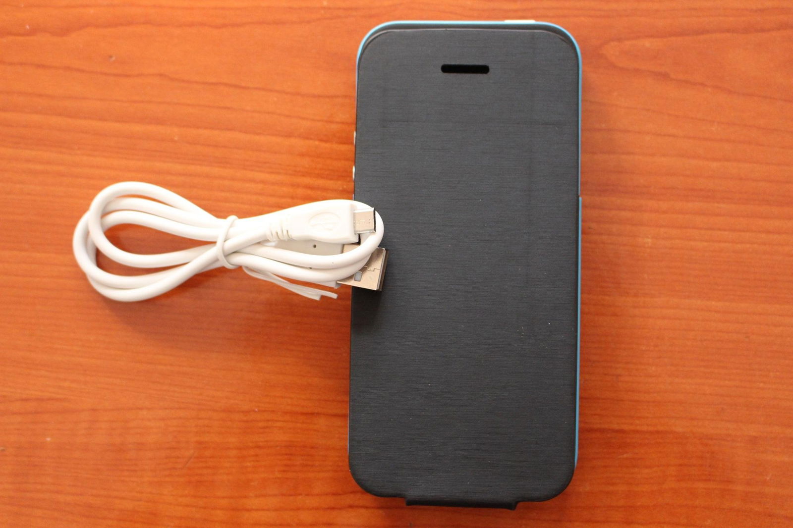 External battery case for iPhone5 2