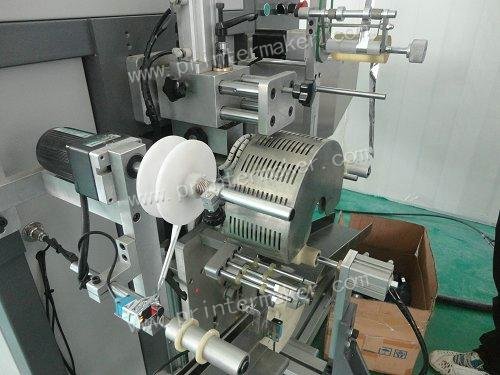 Automatic Rolling Hot Stamping Machines on Plastic Caps 3