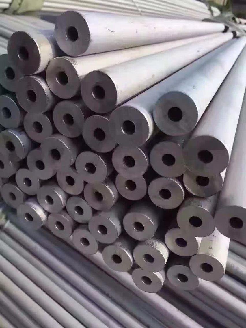 Thick Walled / Heavy Walled Stainless Steel Tube & Pipe