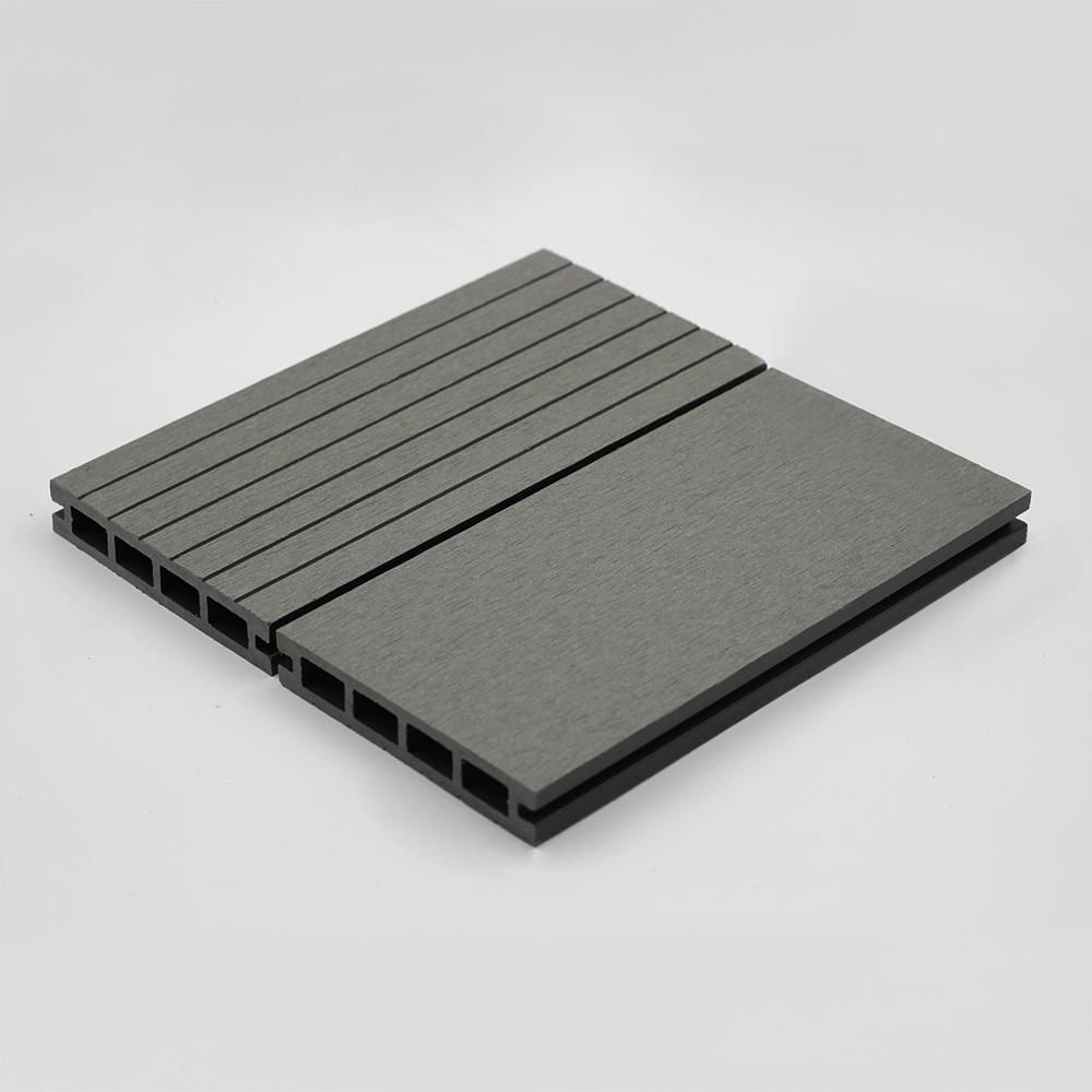 Wood plastic composite decking 3