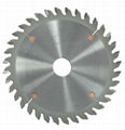 Conic scoring saw blades