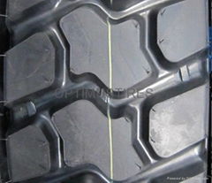 Truck tyre, radial tyre with high