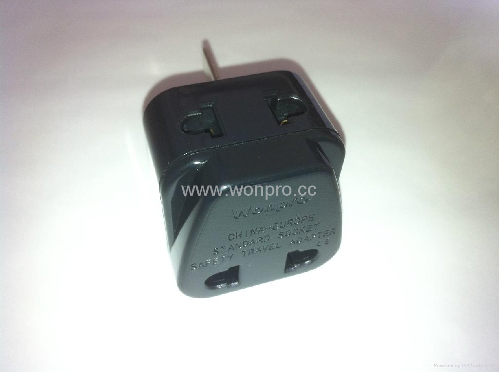 中澳洲式插頭轉中歐插座側插兩用轉換器（WA6BDB-16-BK） 4