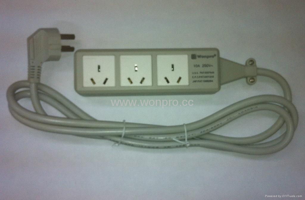 3 gang socket  extension with indicator