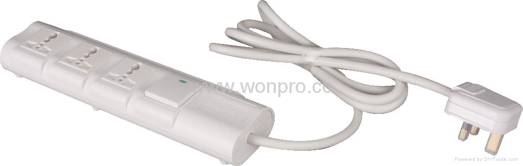 防雷型3,4.5位萬用插座帶分控開關延長線組合（排插, 中間轉換器） 3