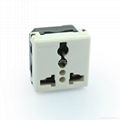 Universal receptacle module in white