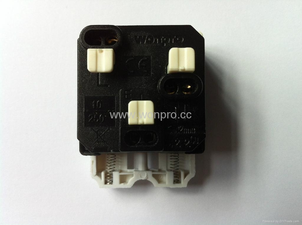 萬用插座模塊帶保護門黑色橘色門(R4S-BK) 2