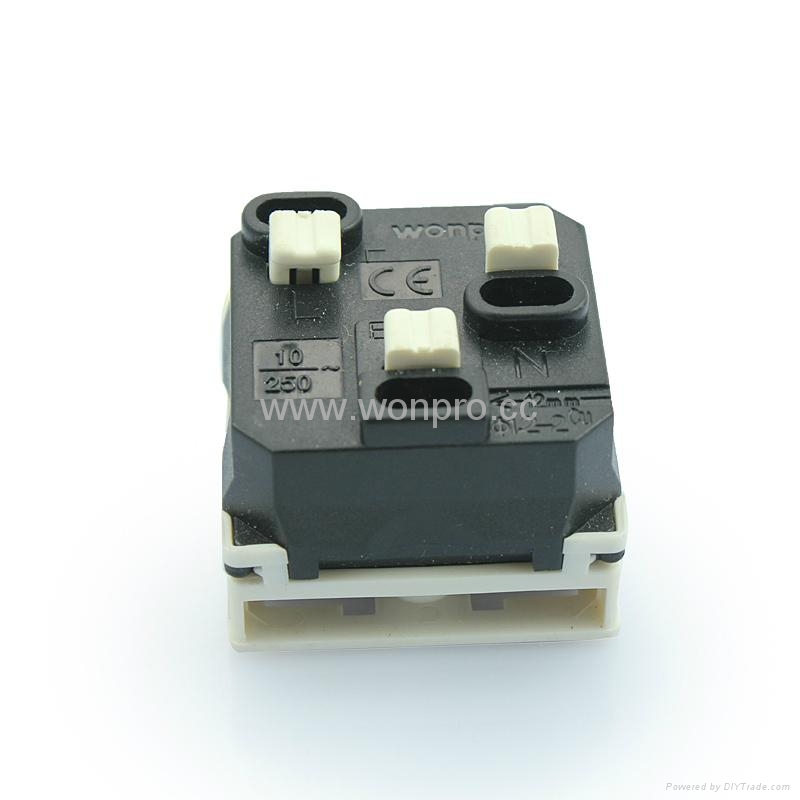 万用多用途插座模块带电源指示灯2P+E(R4V-W) 2
