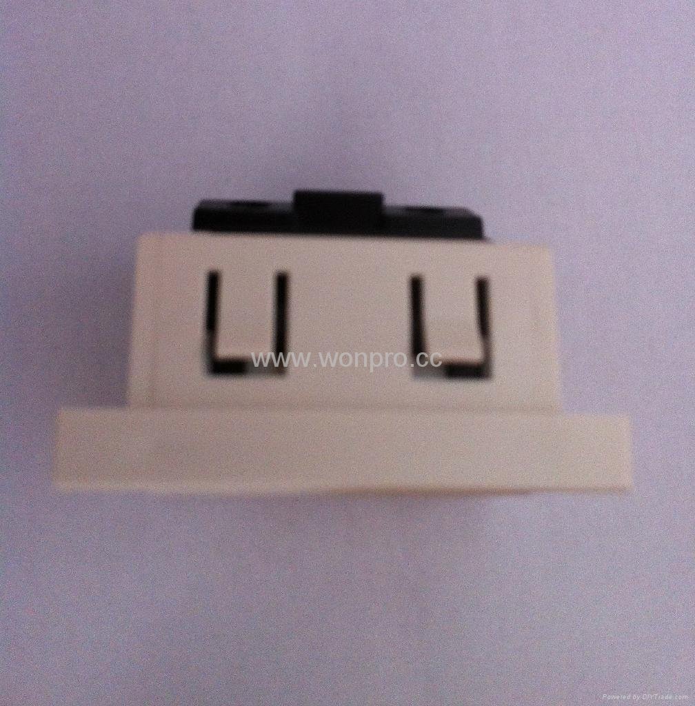 Inlay way Industrial1gang BS UK Socket-outlet w/screw 2P+E(BSF-R7T-W 16A or 20A) 4