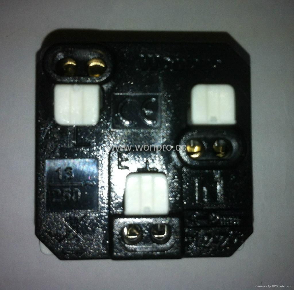 Inlay Way 1 gang Industrial BS UK Socket 2P+E(BSF-R7-W 13A) 4
