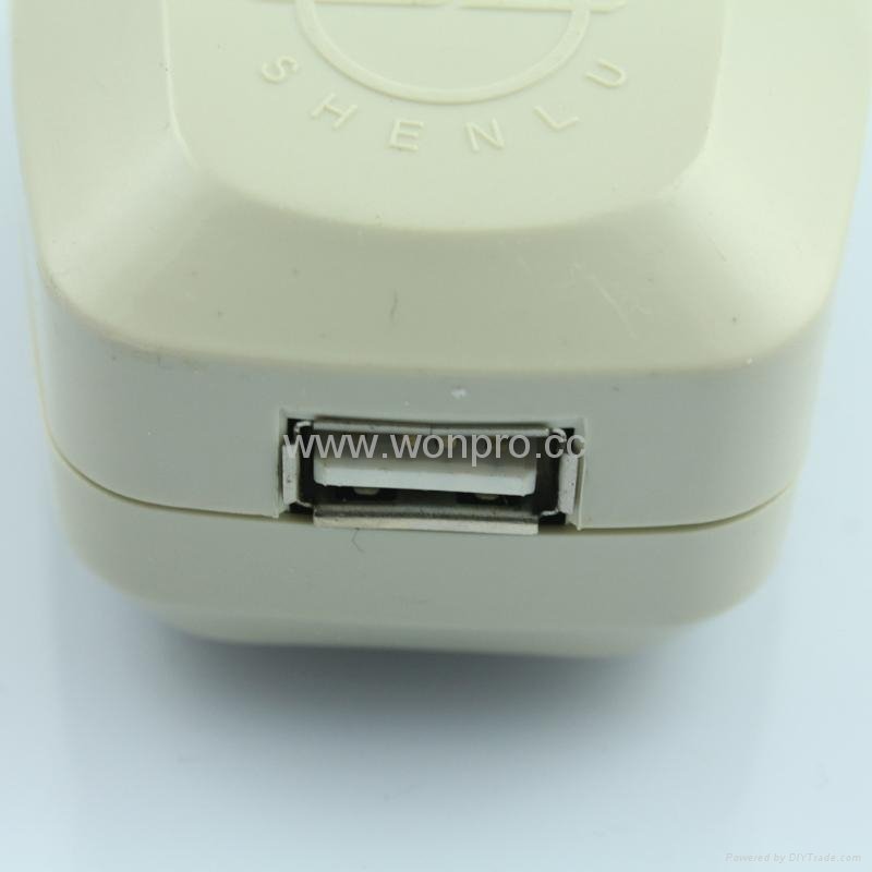 UK, Iraq Grounded Universal Travel Adapter with USB charger(WASGFDBU-7-W)  3