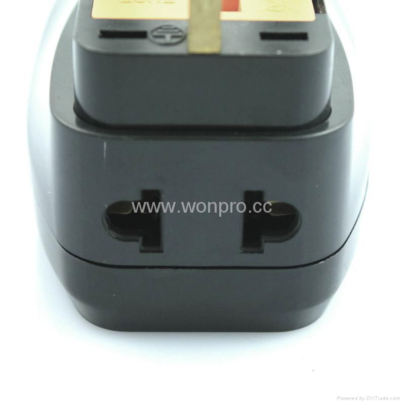 英式带保险丝旅游转换器带USB充电(WASDBU-7F-BK) 3