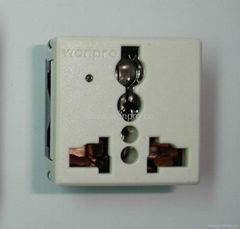 Universal receptacle module w/power indicater 2P+E(R4V-W)
