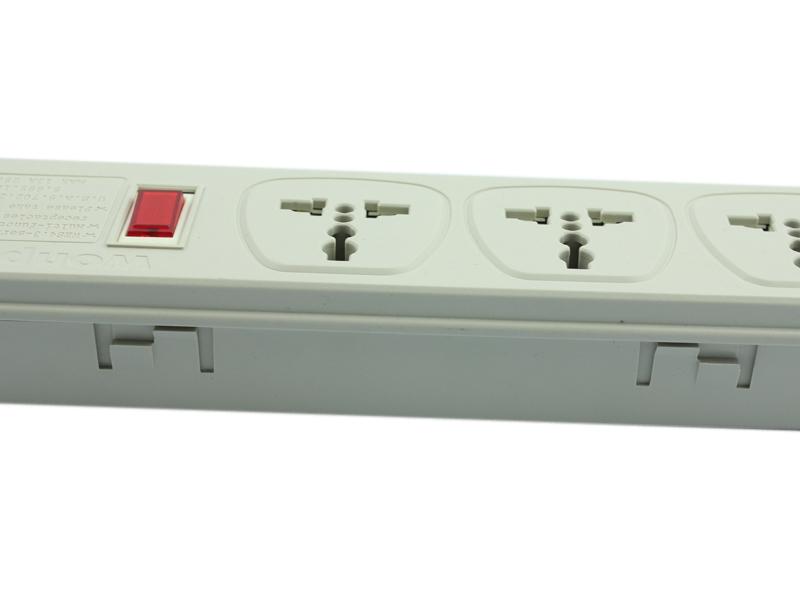 3 gang Universal Outlet Power Strip with IEC C14 port 4