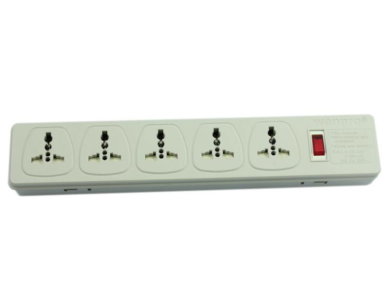 防雷型五位全球通安全插座延長線帶IEC C14接口 排插 中間轉換器