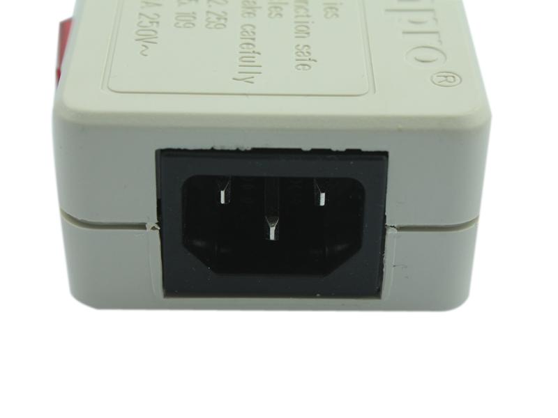 6 gang universal outlet power strip with IEC C14 port 5