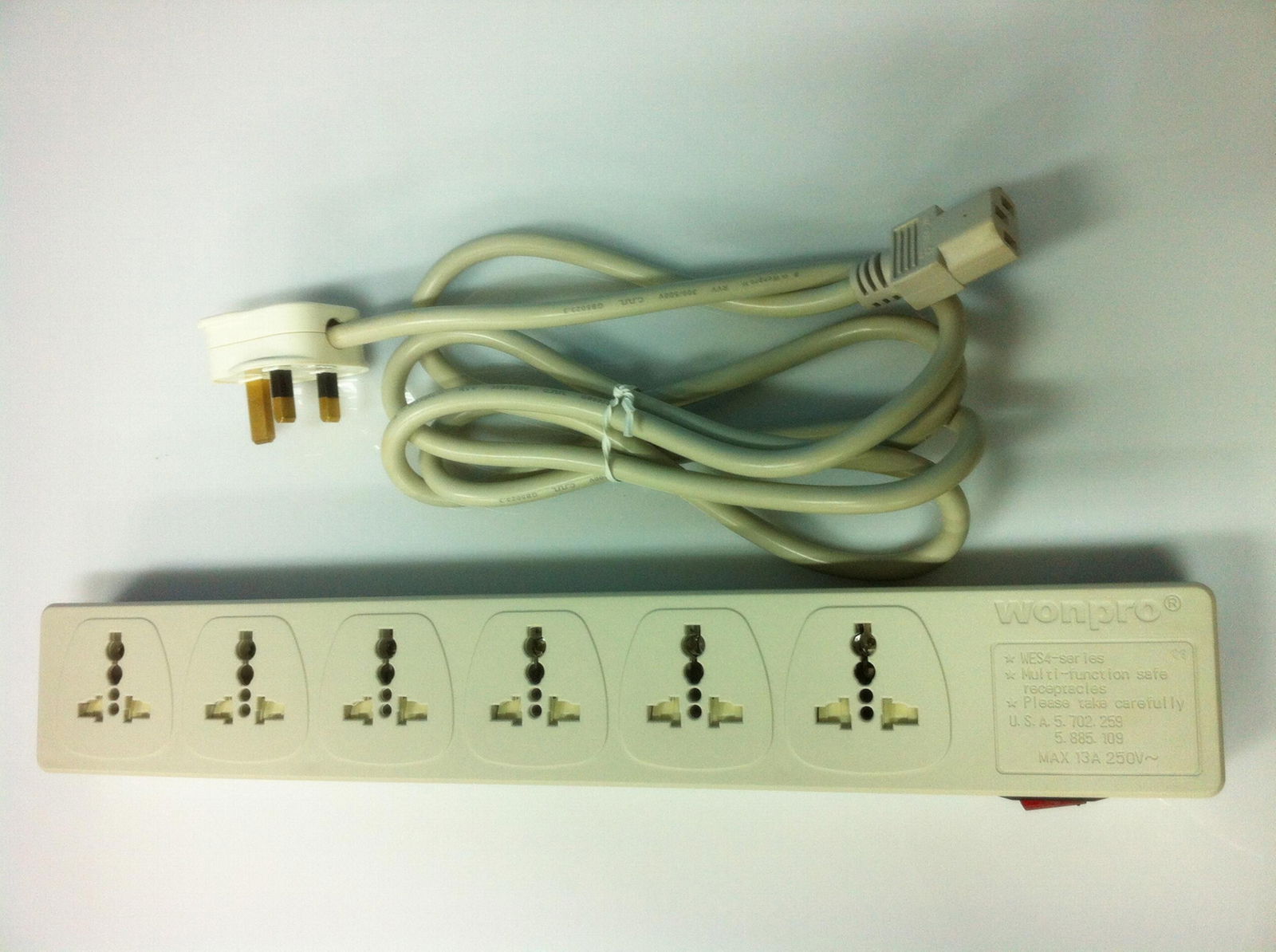 6 gang universal outlet power strip with IEC C14 port