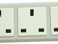 5 gang UK Receptacle with general-switch Extension Adapter  2