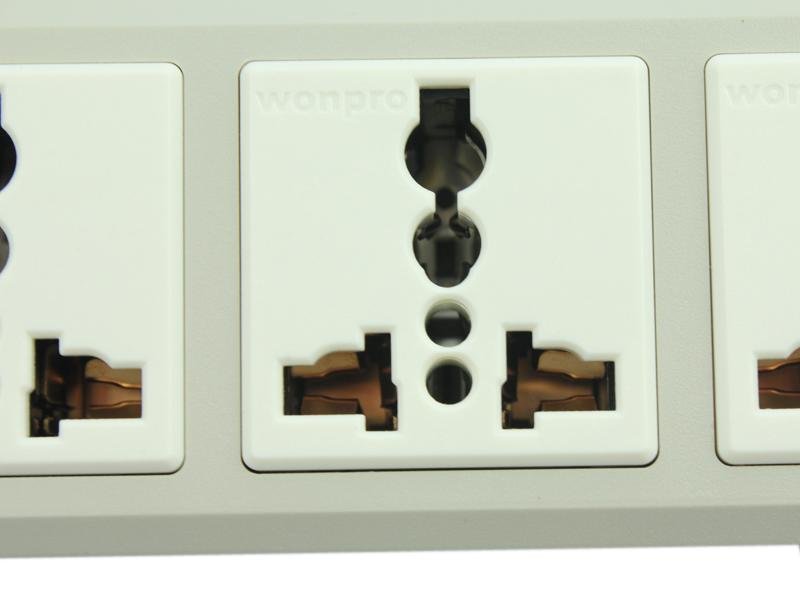 5 gang Universal Receptacle with general-switch Extension Adapter  4