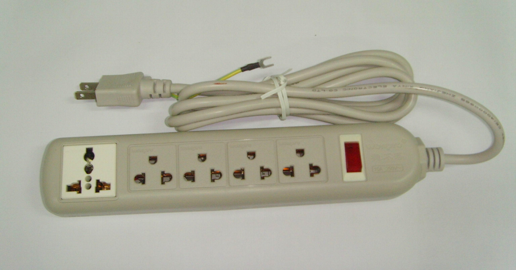 四位雙用插座+一位萬用插座固定式中間轉換器(WE5BR4-D)
