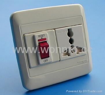 WF86N開關+萬用多用途插座系列 3