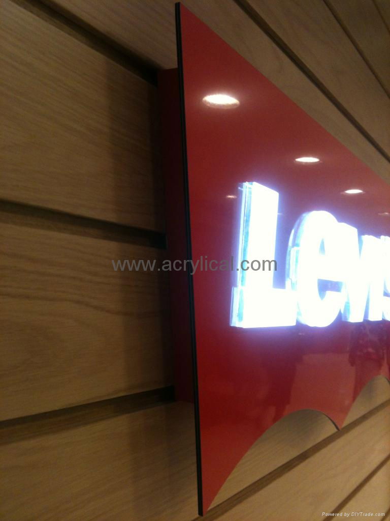 Wall mounted custom acrylic led light letter sign for retail store