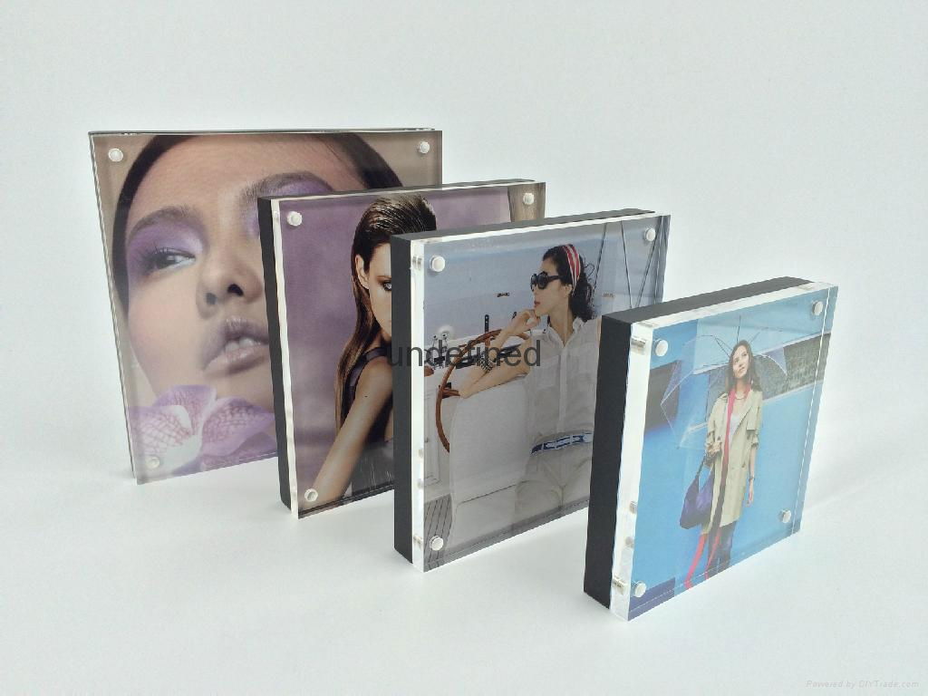 square acrylic photo frame ,Magnetic Picture Frame preserves your photo between heavy sheets of clear acrylic that are held together by magnetic corners. Can be used vertically or horizontally and available in three sizes:2-1/2 X 3-1/2 X 3/4, 3 1/2'', 3 1/2'' x 5'', 4'' x 6'', 5'' x 7''.