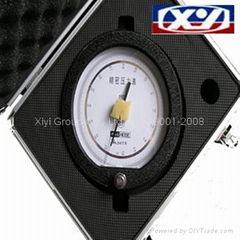 Precision Pressure Gauge