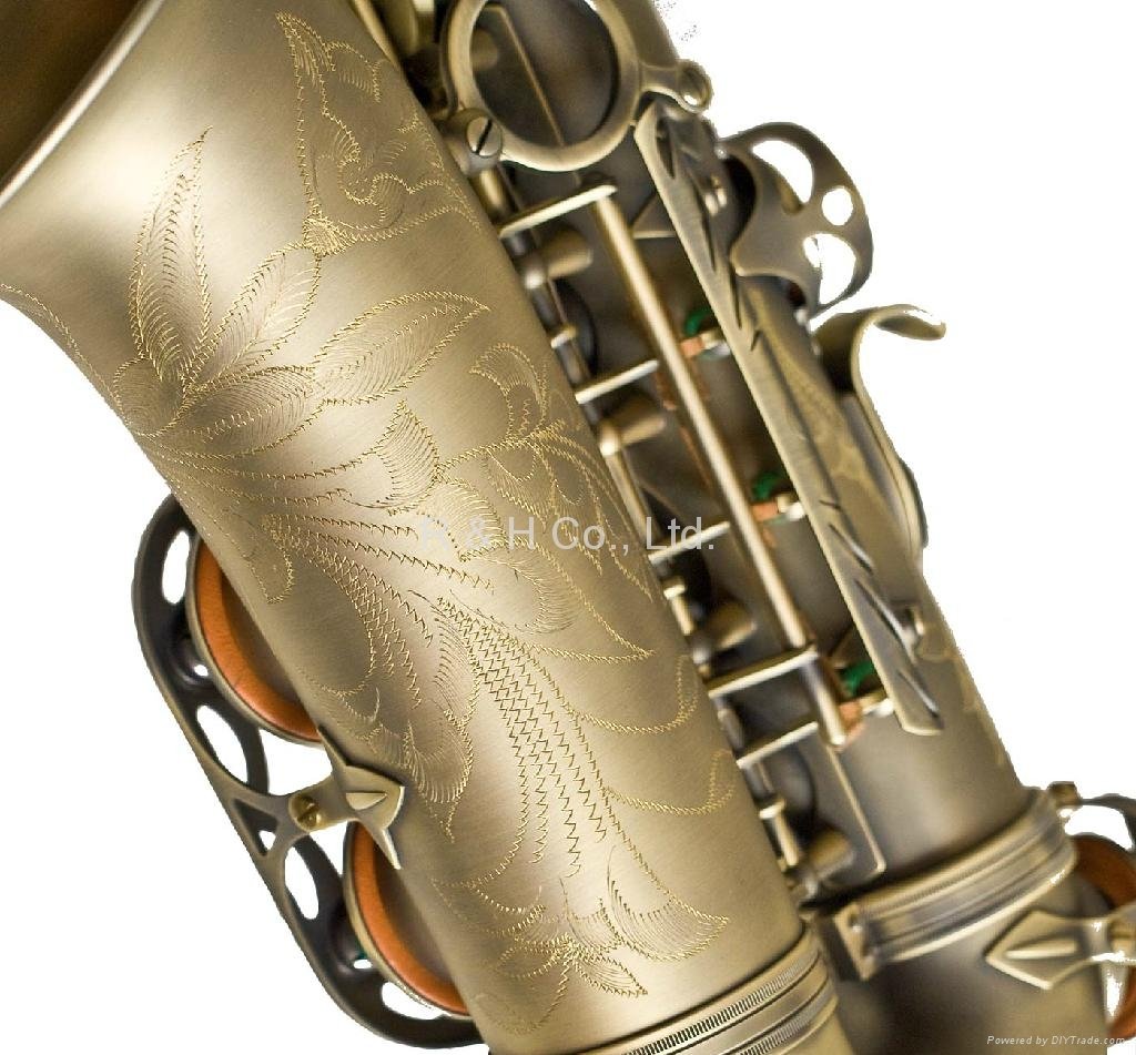 Pro-Grade Alto Saxophone 4