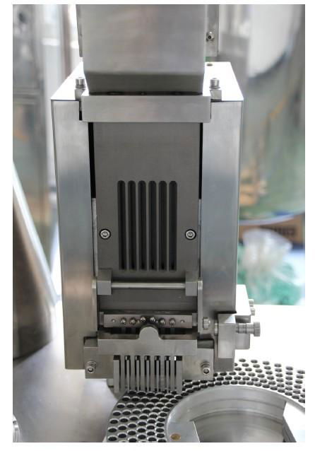 CGN-208D New Semi-auto Capsule Filling Machine 3