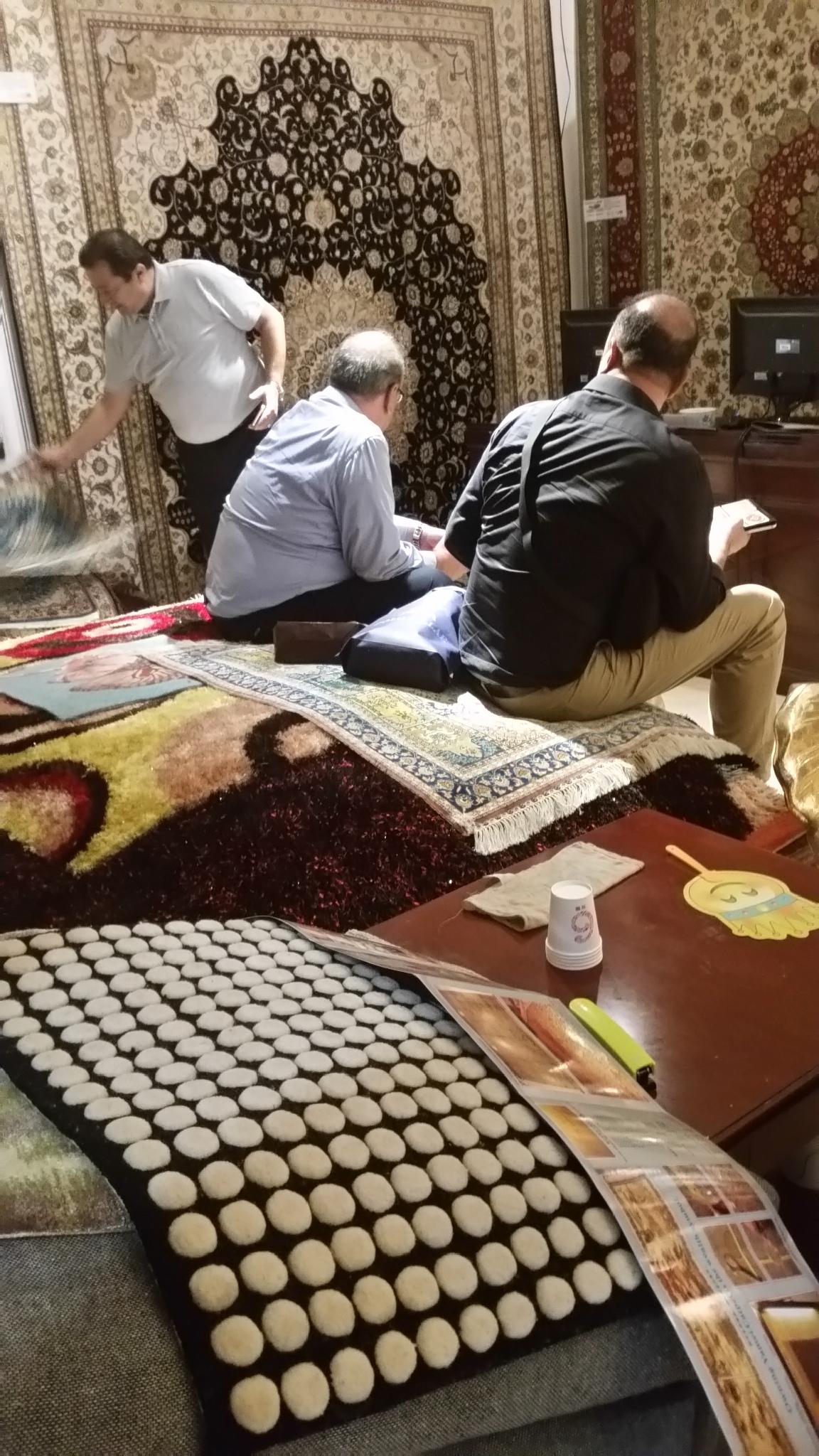 中國好的蠶絲地毯廠生產巨型手工真絲地毯 4