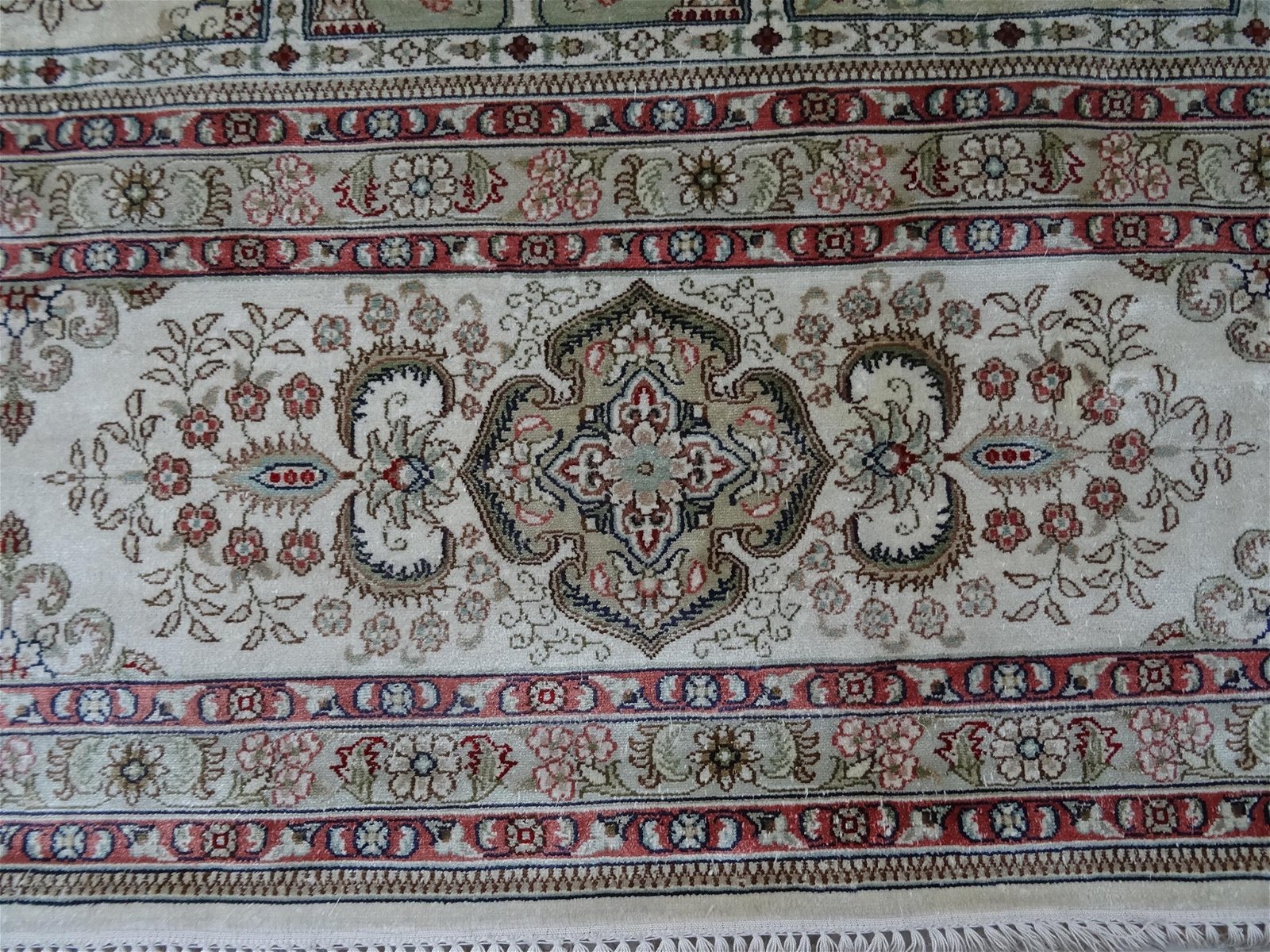 send you the new year 2024 auspicious, rich and prosperous handmade silk carpet 3