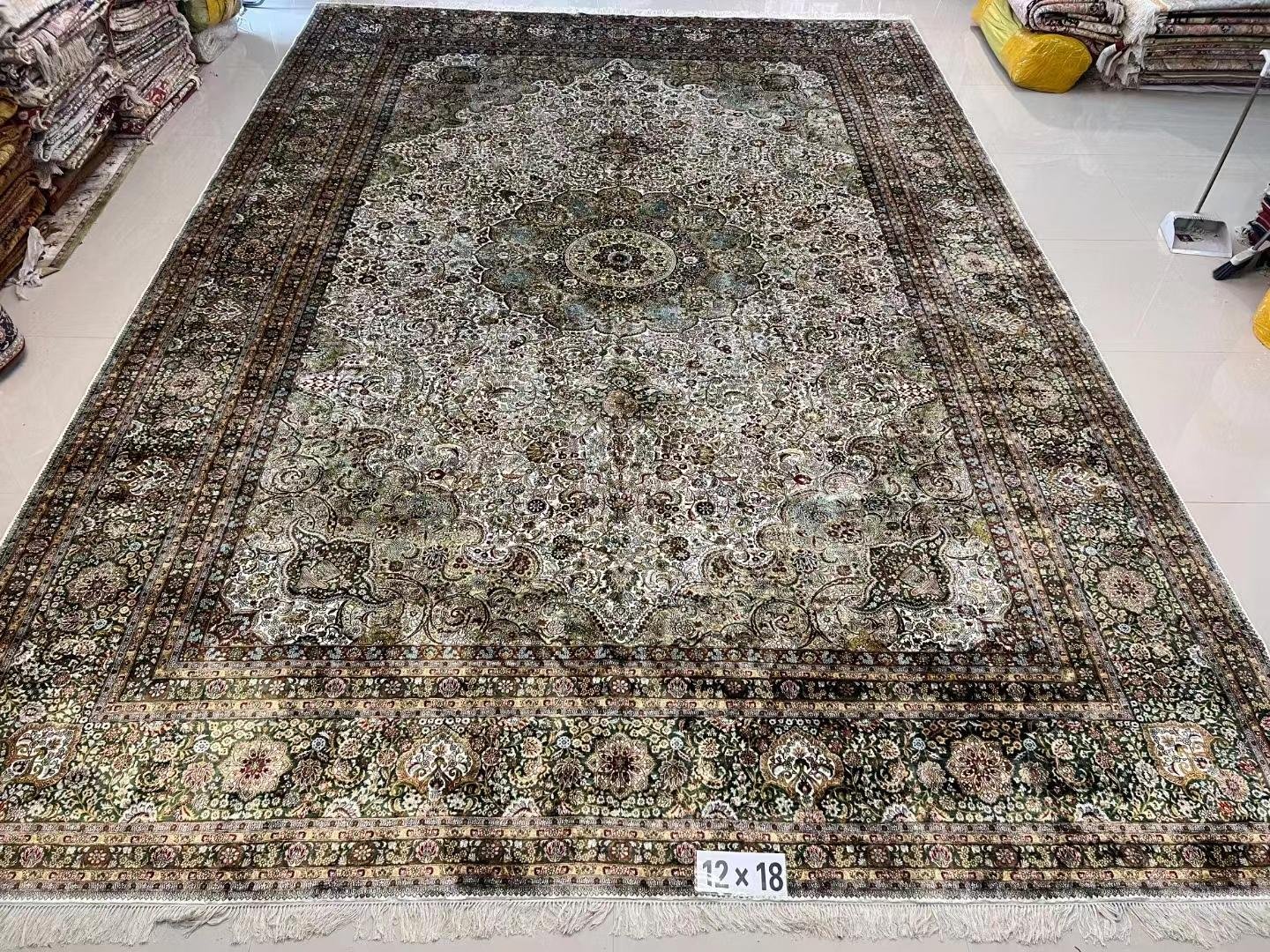 12x18ft large size handmade silk persian style sitting room carpet  5