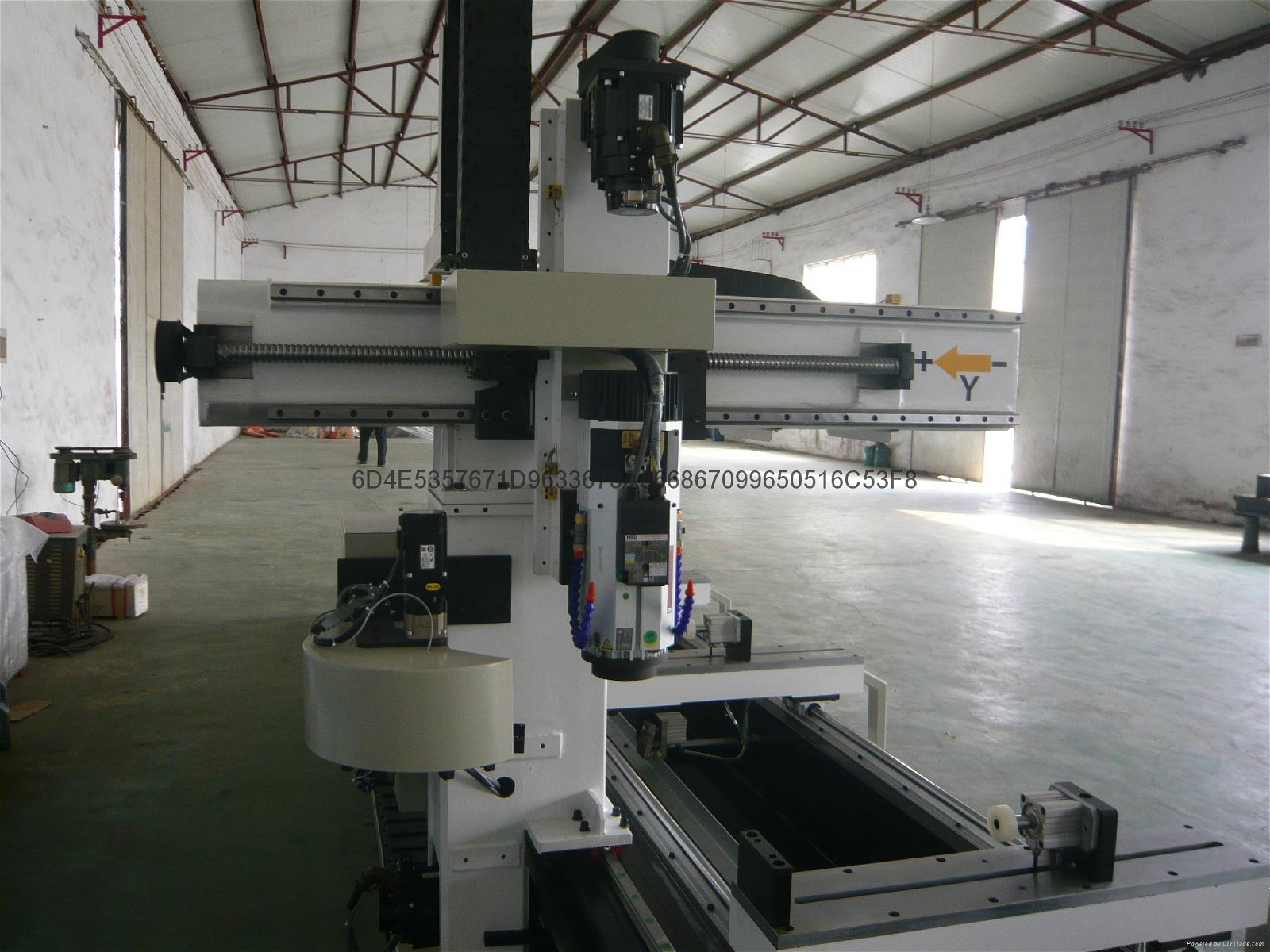 Three-axis CNC Profile Machining Center 4