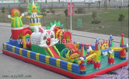 Inflatable castle