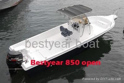 UF26 open and Cabin boat 4
