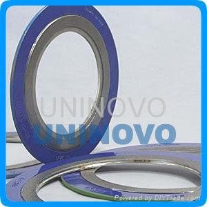 Spiral wound gasket with inner and outer ring  3