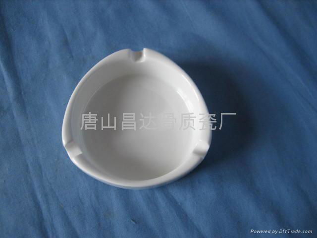 bone china vase 3