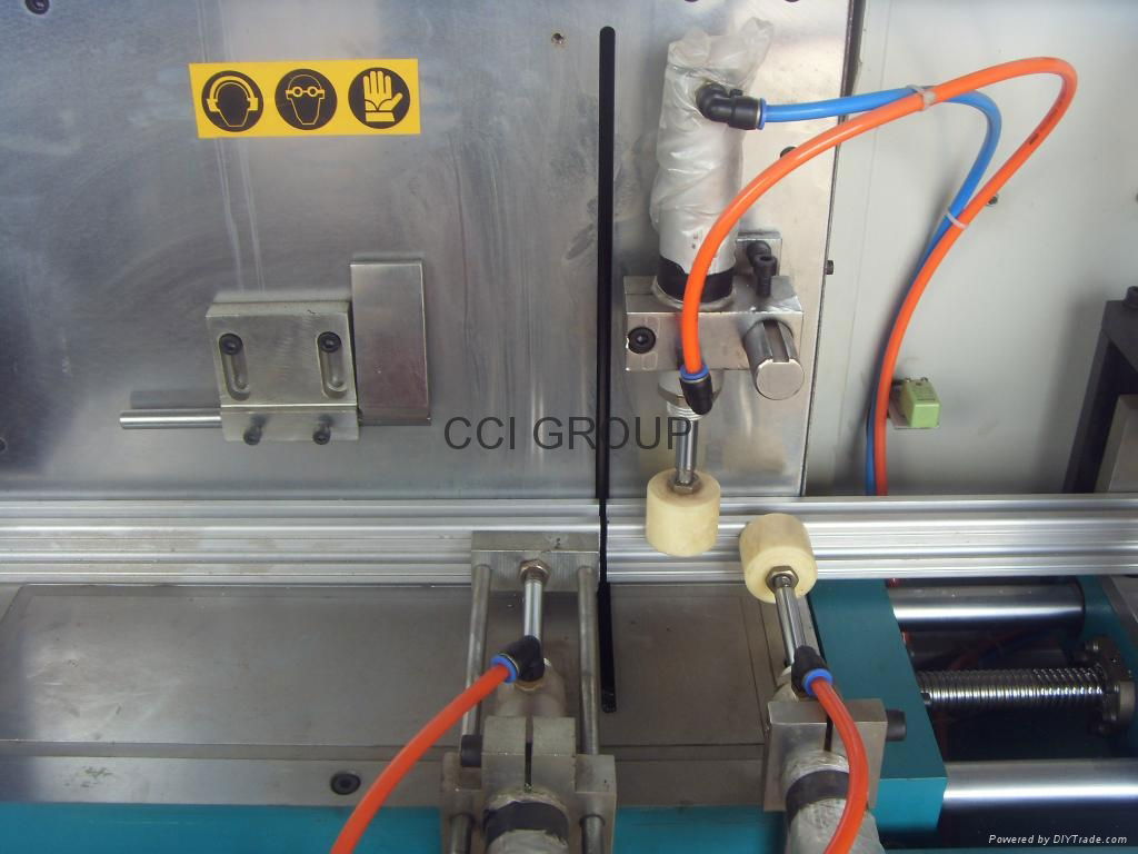 Alu-alloy Automatic Corner Key Cutting Saw 3