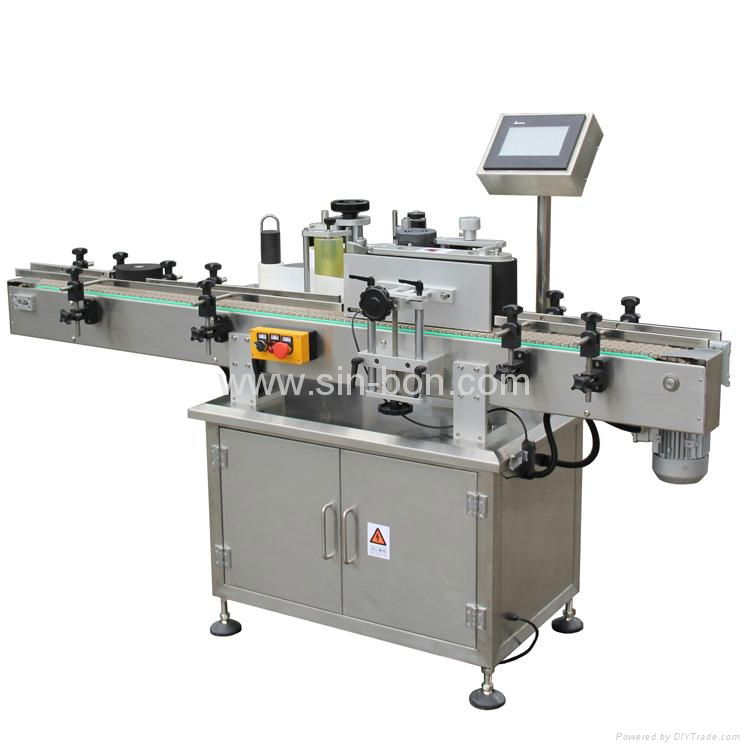 Vertical Round Bottle Labeling Machine